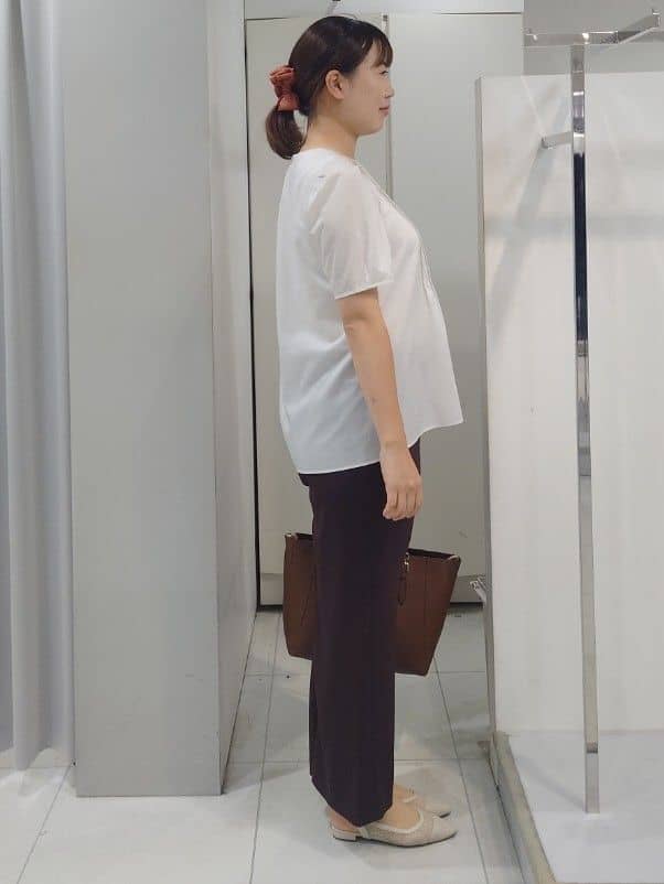 AZUSAさんの「Reflect｜【すっきり見え！長め丈】ピンタックデザインチュニックブラウス」を使ったコーディネート