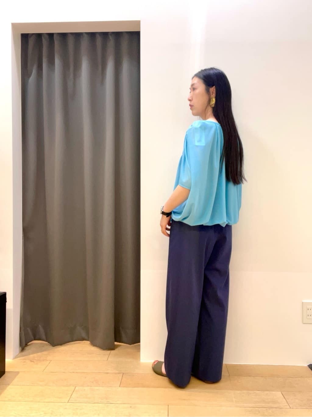 yukoさんの「INDIVI｜【洗える／体型カバー】シャーリングシアートップス」を使ったコーディネート