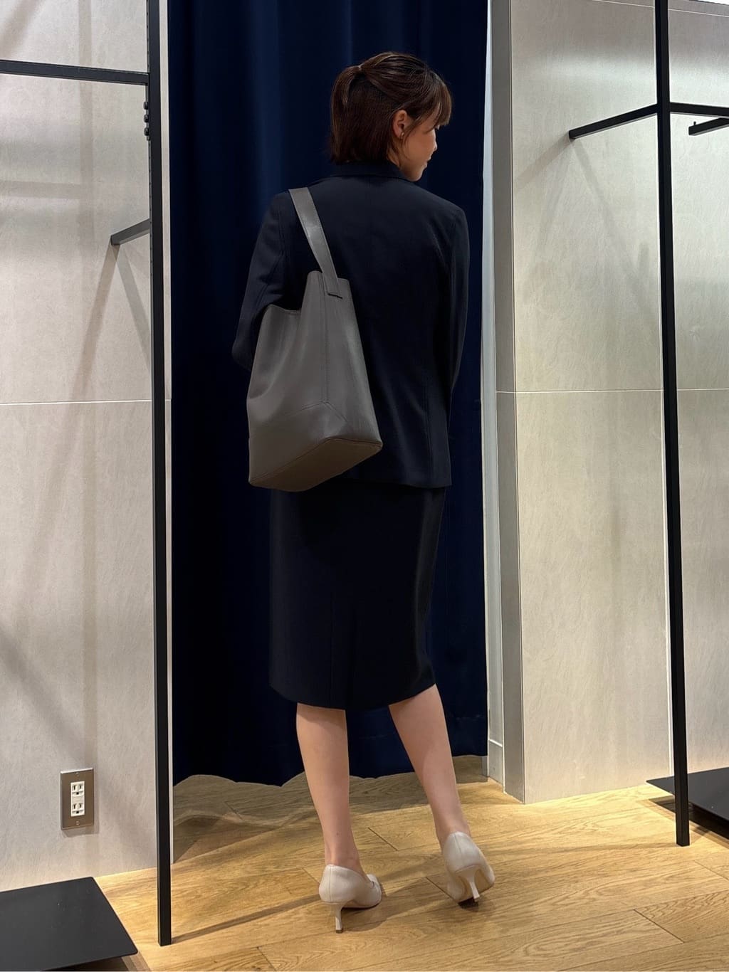kanaeさんの「INDIVI｜【定番スーツ／UVケア／洗える】ウール調テーラードジャケット」を使ったコーディネート