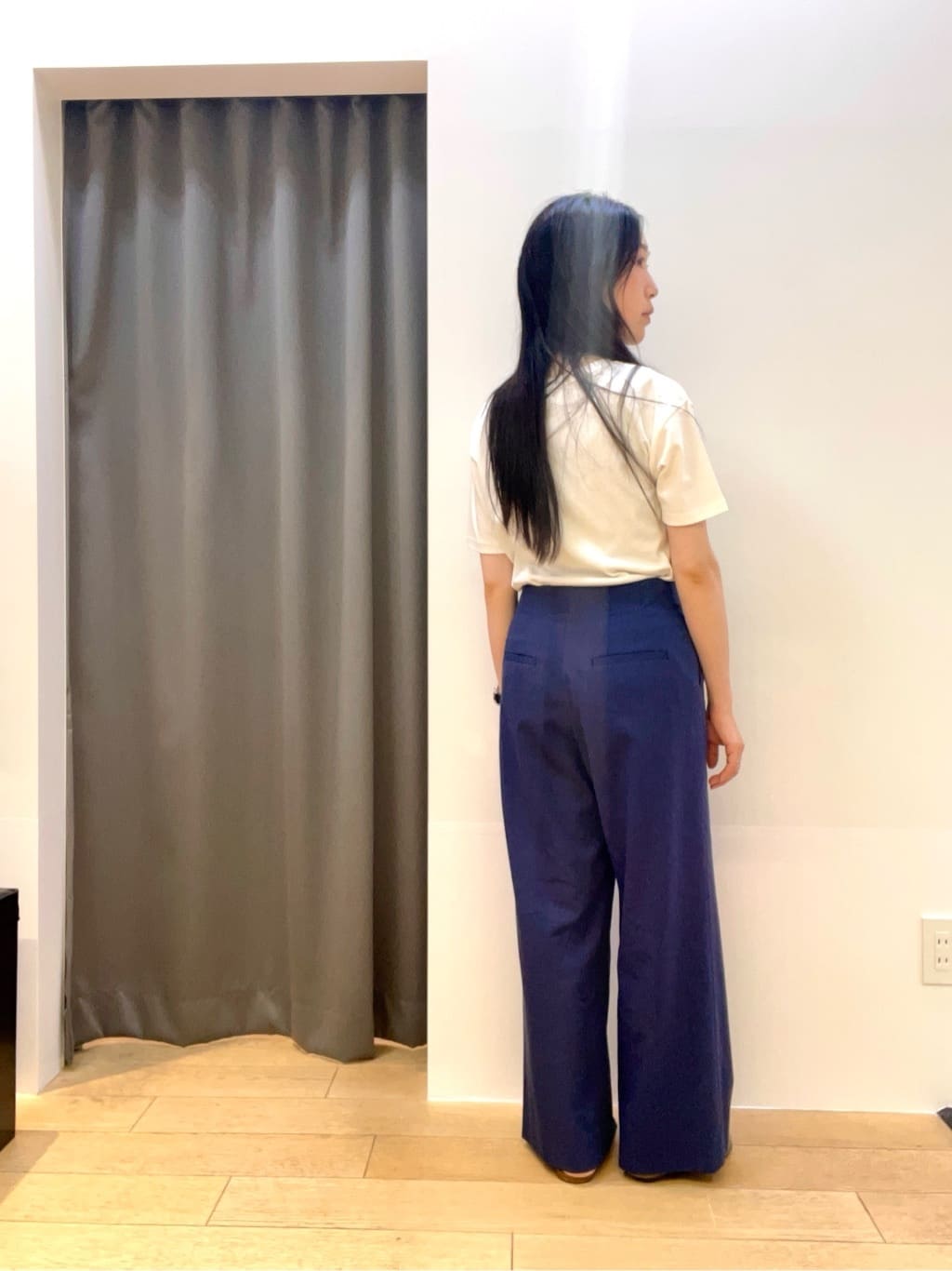 yukoさんの「INDIVI｜【デニムライク】マリンボタン リネン混ワイドパンツ」を使ったコーディネート
