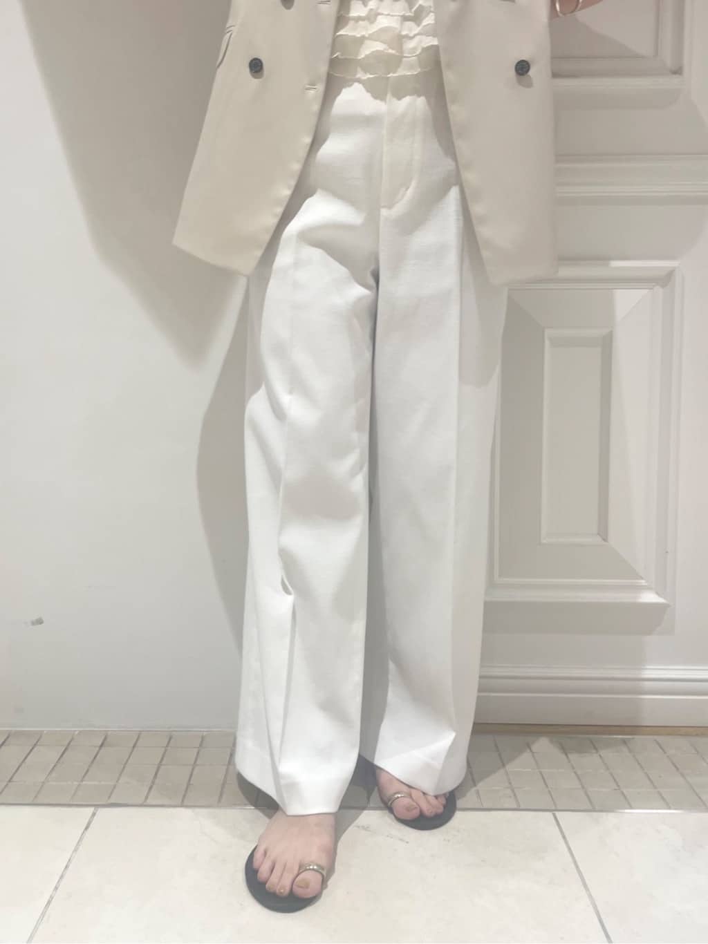 makiさんの「DRESSTERIOR｜provoke（プロヴォーク）【別注】 フリフリ タンクトップ」を使ったコーディネート