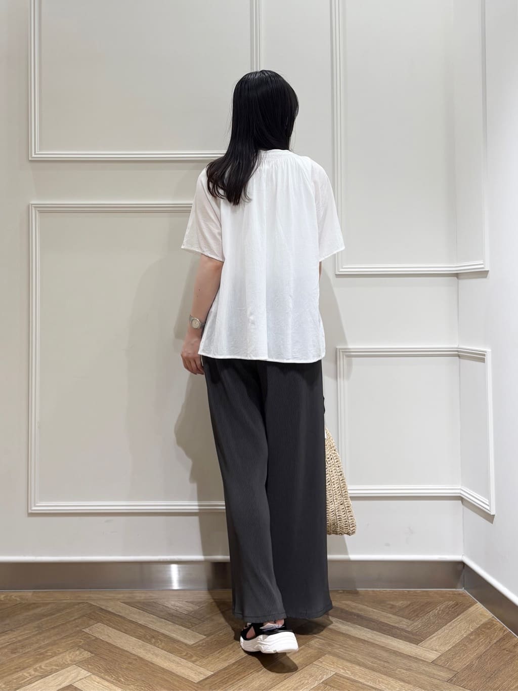 muuさんの「SHOO･LA･RUE｜◆体型カバーも叶う 大人上品なコットンボイルブラウス」を使ったコーディネート