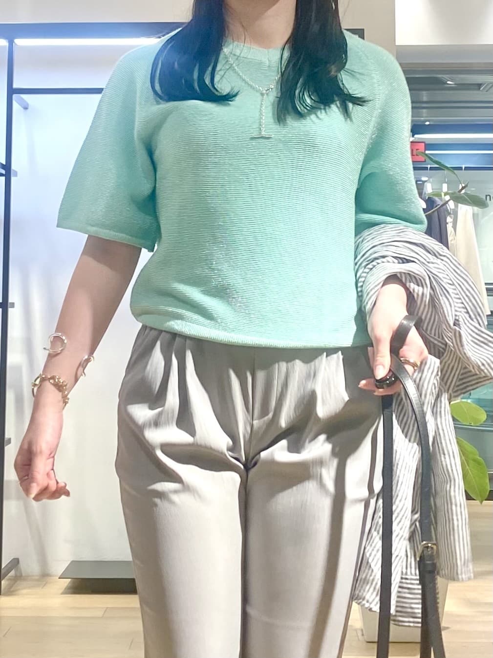 misakiさんの「INDIVI｜バイカラーショートネックレス」を使ったコーディネート