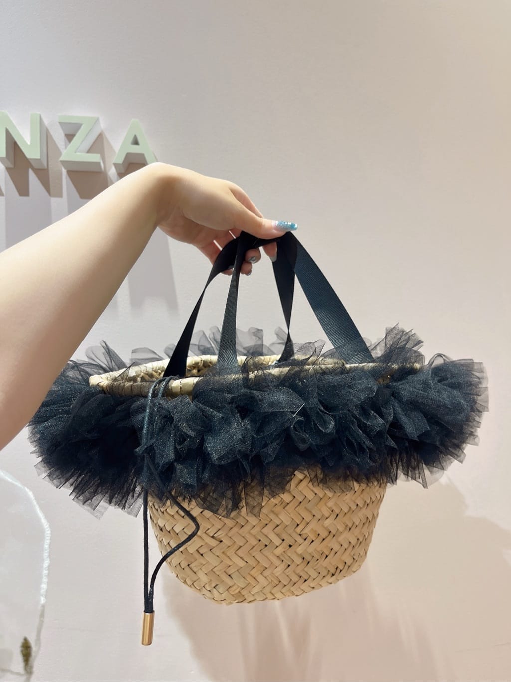 このかさんの「ESPERANZA｜チュールフリンジカゴバッグ」を使ったコーディネート