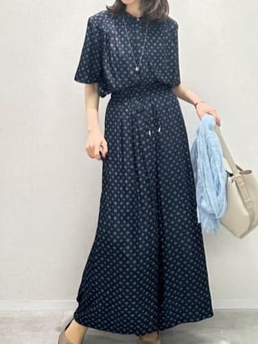 Miwaさんの「UNTITLED｜◆【セットアップ可能/オンオフ】小紋柄ブラウス」を使ったコーディネート