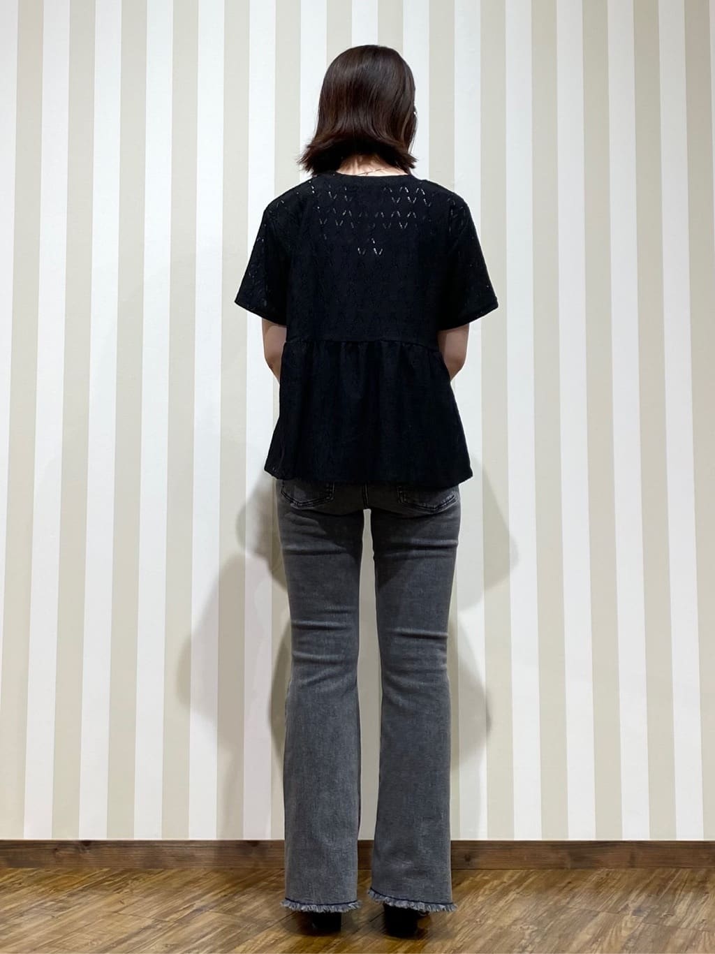 SAOさんの「SHOO･LA･RUE｜【S-LL】インせず決まる レースペプラムトップス」を使ったコーディネート