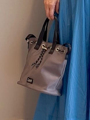 yamakoさんの「grove｜透け感がムードある 大人のタックギャザースカート」を使ったコーディネート