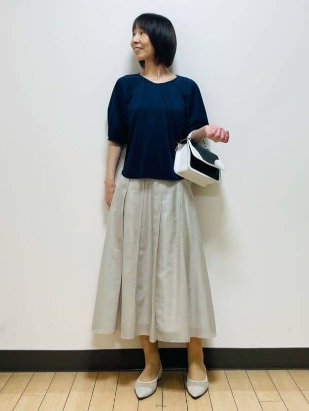 Riiさんの「Reflect｜【マシンウォッシュ可／セットアップ可】シアーボックスタックプリーツスカート」を使ったコーディネート