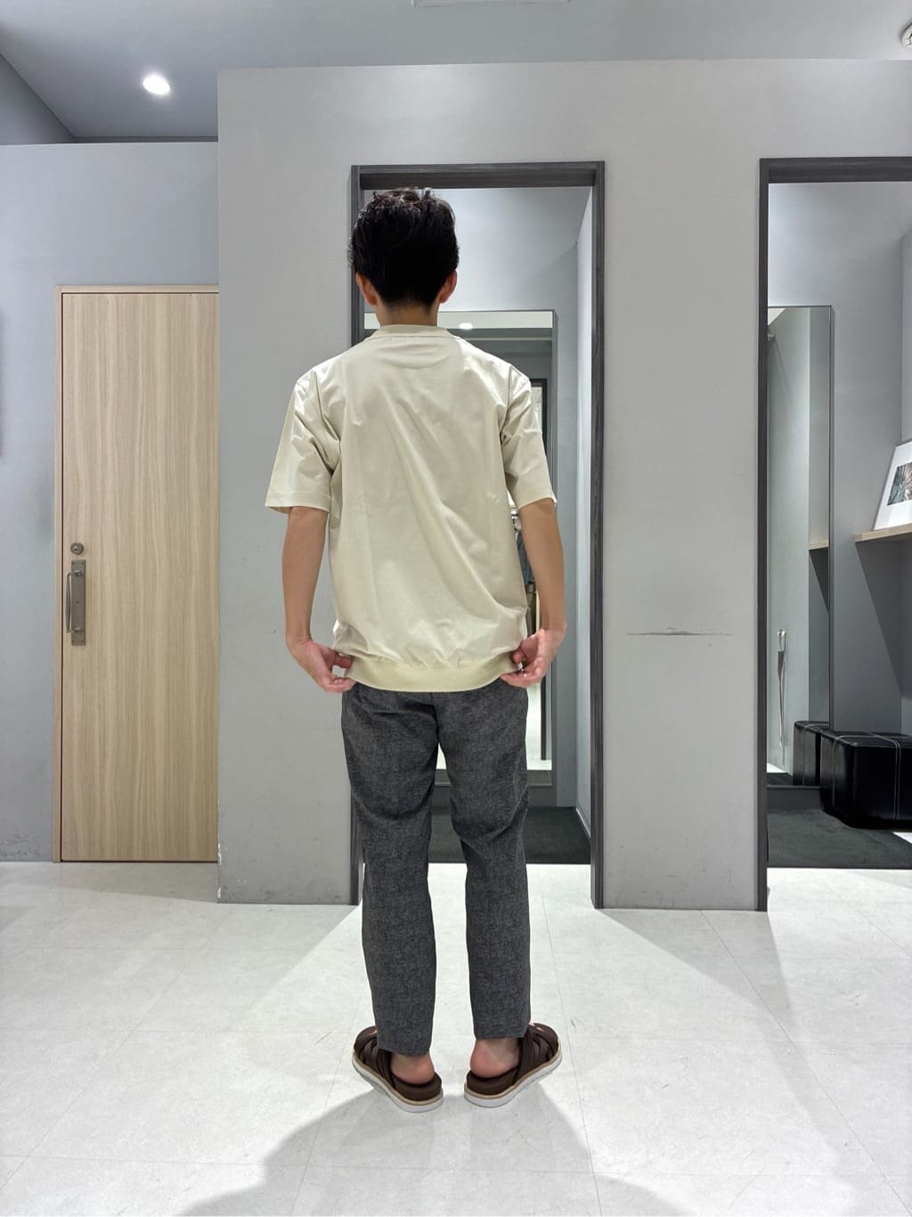 わいずみさんの「TAKEO KIKUCHI｜【抗菌防臭／5サイズ展開】ハイゲージポンチ Tシャツ」を使ったコーディネート