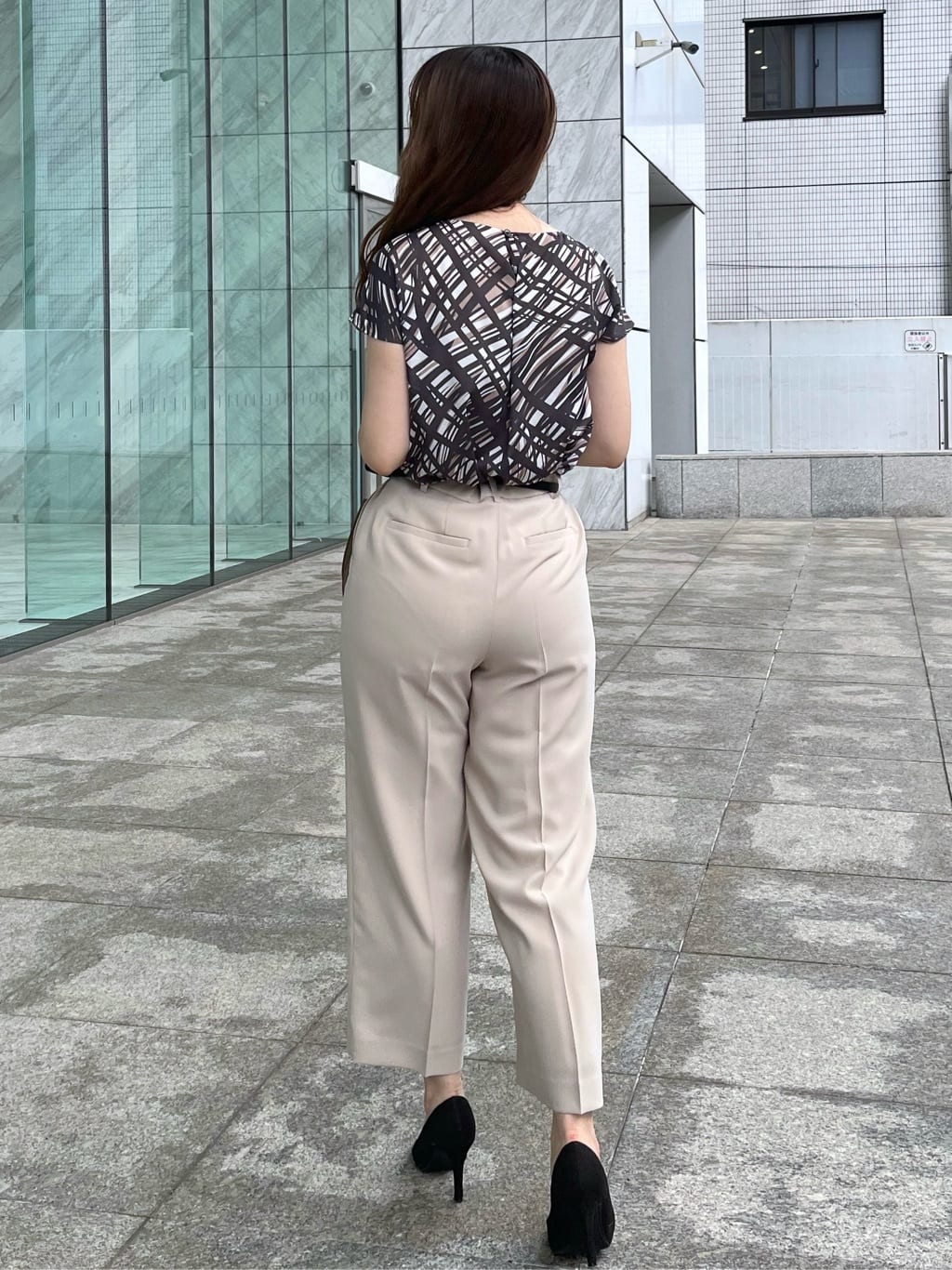 Saekoさんの「COUP DE CHANCE｜【手洗い可／日本製】センタープレス ストレートパンツ」を使ったコーディネート