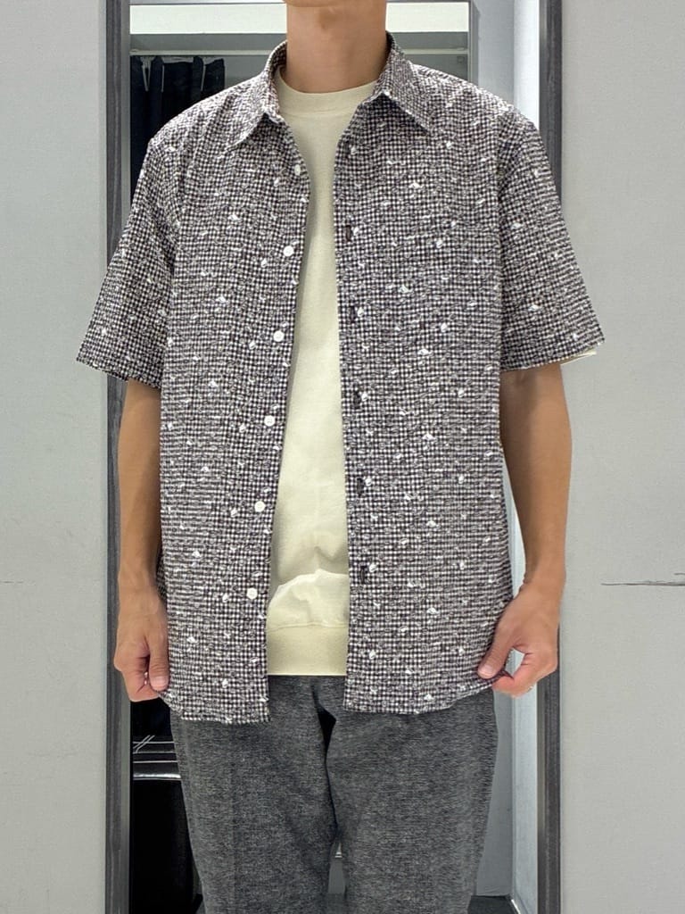 わいずみさんの「TAKEO KIKUCHI｜【抗菌防臭／5サイズ展開】ハイゲージポンチ Tシャツ」を使ったコーディネート