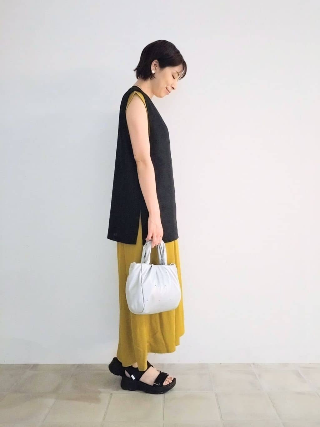 miomioさんの「SHOO･LA･RUE｜【S-LL】夏のレイヤードコーデに さらりと着られるメッシュジレ」を使ったコーディネート