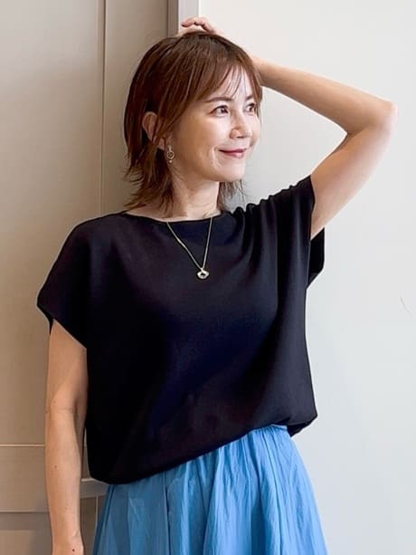 yamakoさんの「grove｜透け感がムードある 大人のタックギャザースカート」を使ったコーディネート