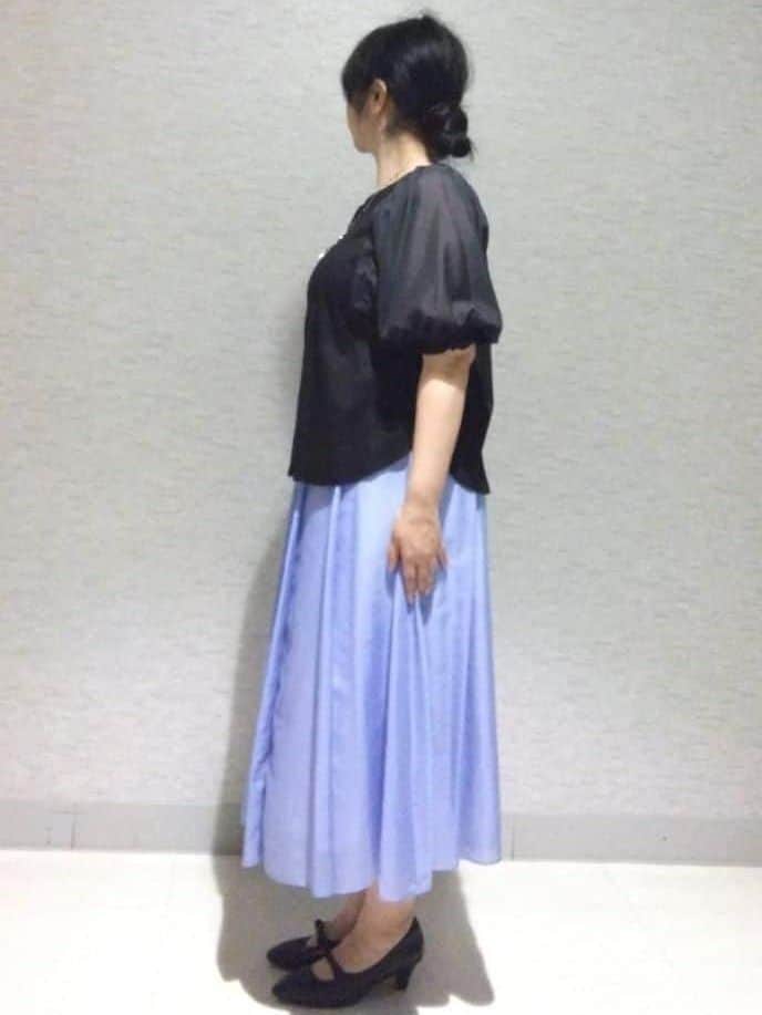 sakoさんの「Reflect｜【マシンウォッシュ可／セットアップ可】シアーボックスタックプリーツスカート」を使ったコーディネート