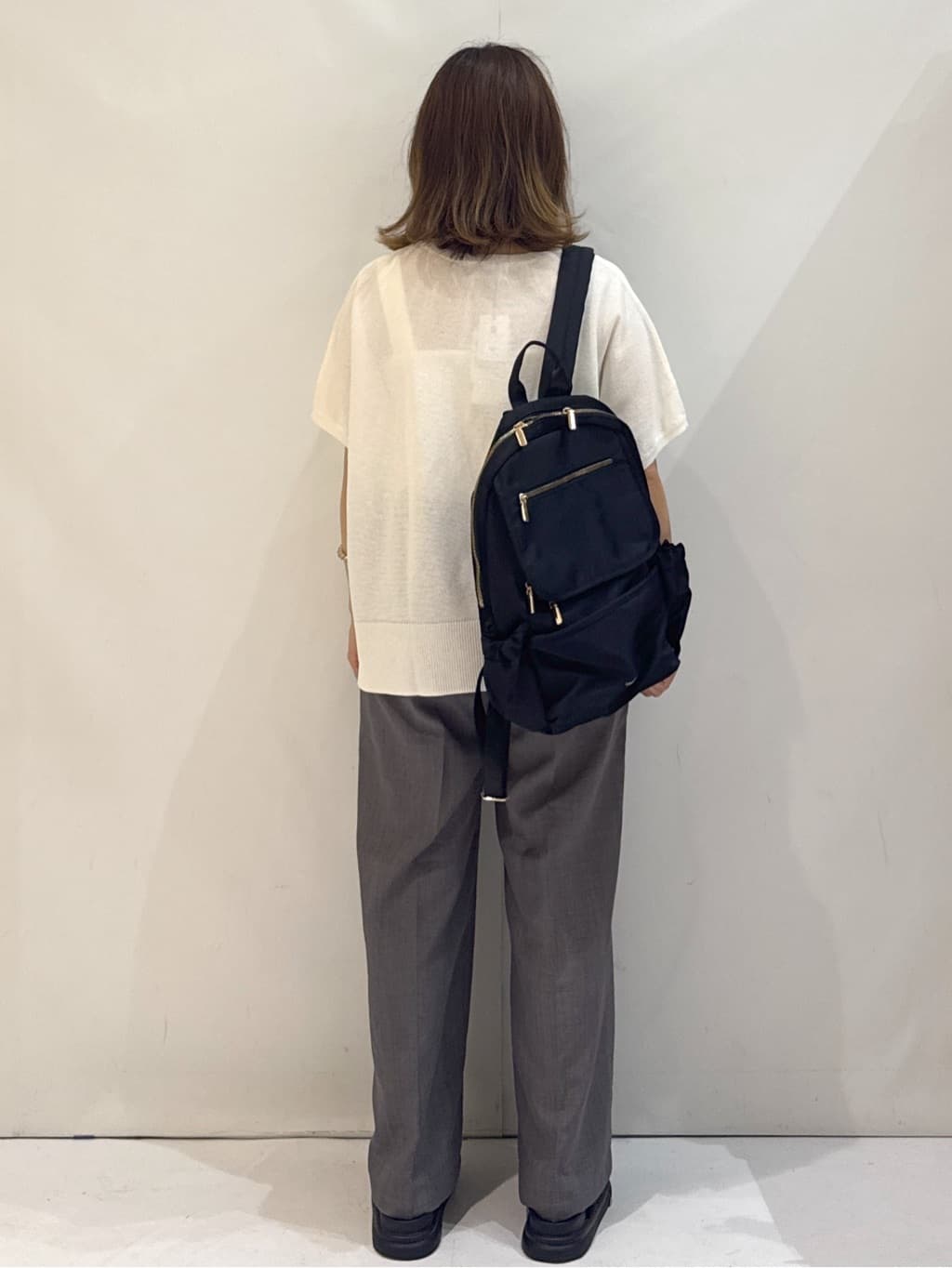 やすさんの「OPAQUE.CLIP｜《5色展開／S-LLサイズ》リラクシーメッシュニット【洗濯機洗い可】」を使ったコーディネート