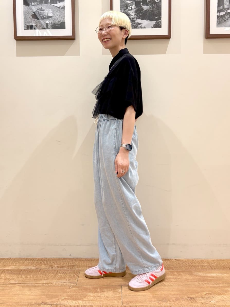 Ayumiさんの「SHOO･LA･RUE｜【S-LL】一枚でサマ見え チュールドッキングシャツ」を使ったコーディネート