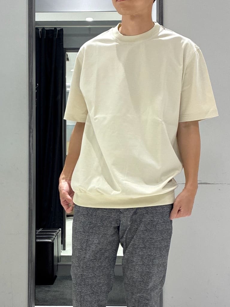 わいずみさんの「TAKEO KIKUCHI｜【抗菌防臭／5サイズ展開】ハイゲージポンチ Tシャツ」を使ったコーディネート