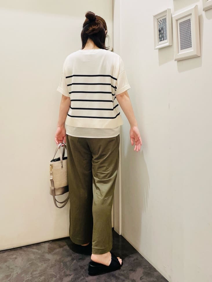 c_h_i_k_aさんの「grove｜【接触冷感】見た目はきちんと、着心地はらくちん クロップドベイカーパンツ」を使ったコーディネート