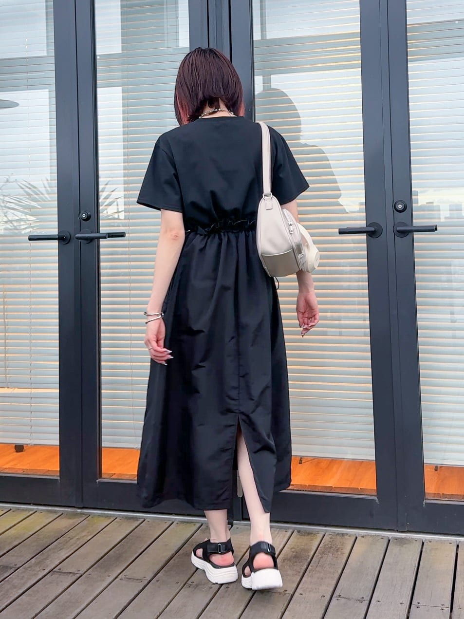 𝐜𝐡𝐢𝐤𝐚さんの「SHOO･LA･RUE｜【S-LL】シルエットが変えられる ドッキングワンピース」を使ったコーディネート