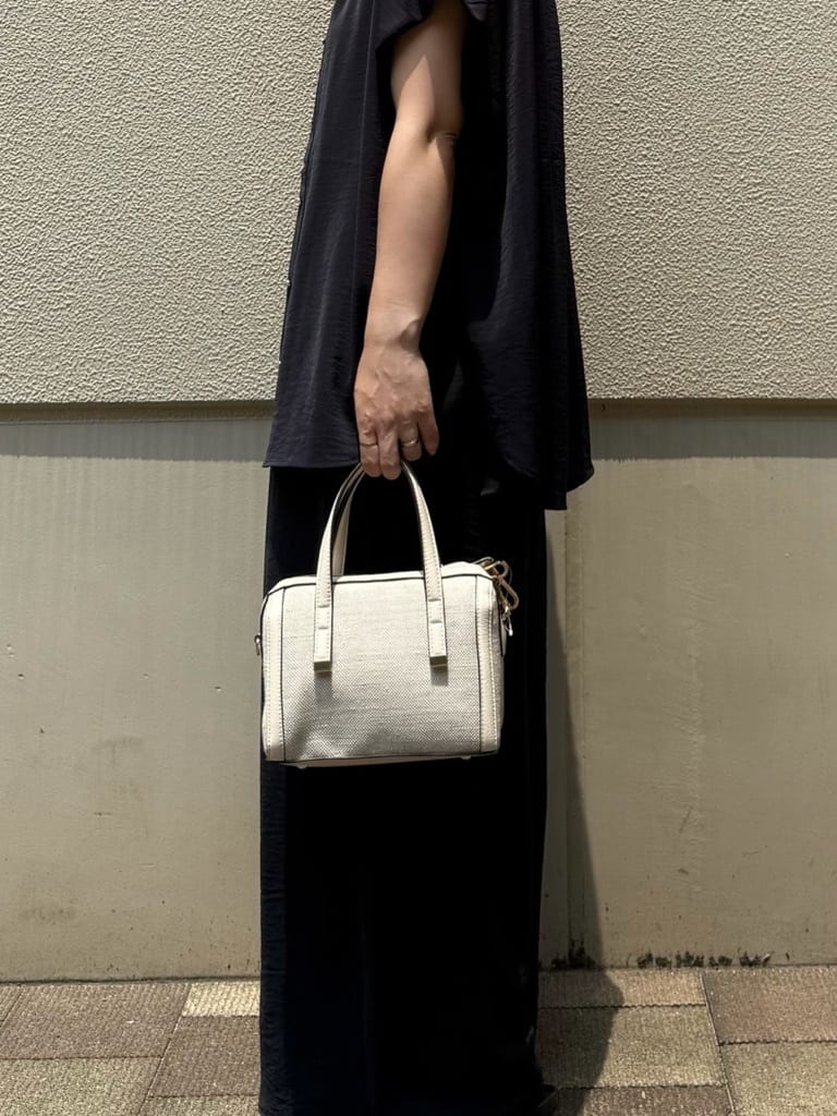 chさんの「THE SHOP TK｜コットンライクブラウス【接触冷感/洗濯機OK/UV/セットアップ可】」を使ったコーディネート