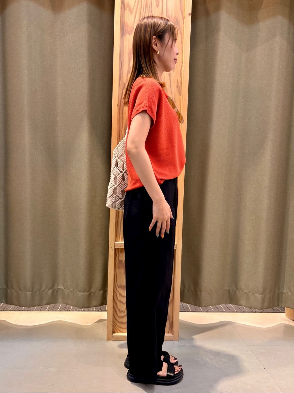 HaNeさんの「THE SHOP TK｜【6色展開】さらさらフレンチニット【毛玉になりにくい/洗濯機OK】」を使ったコーディネート