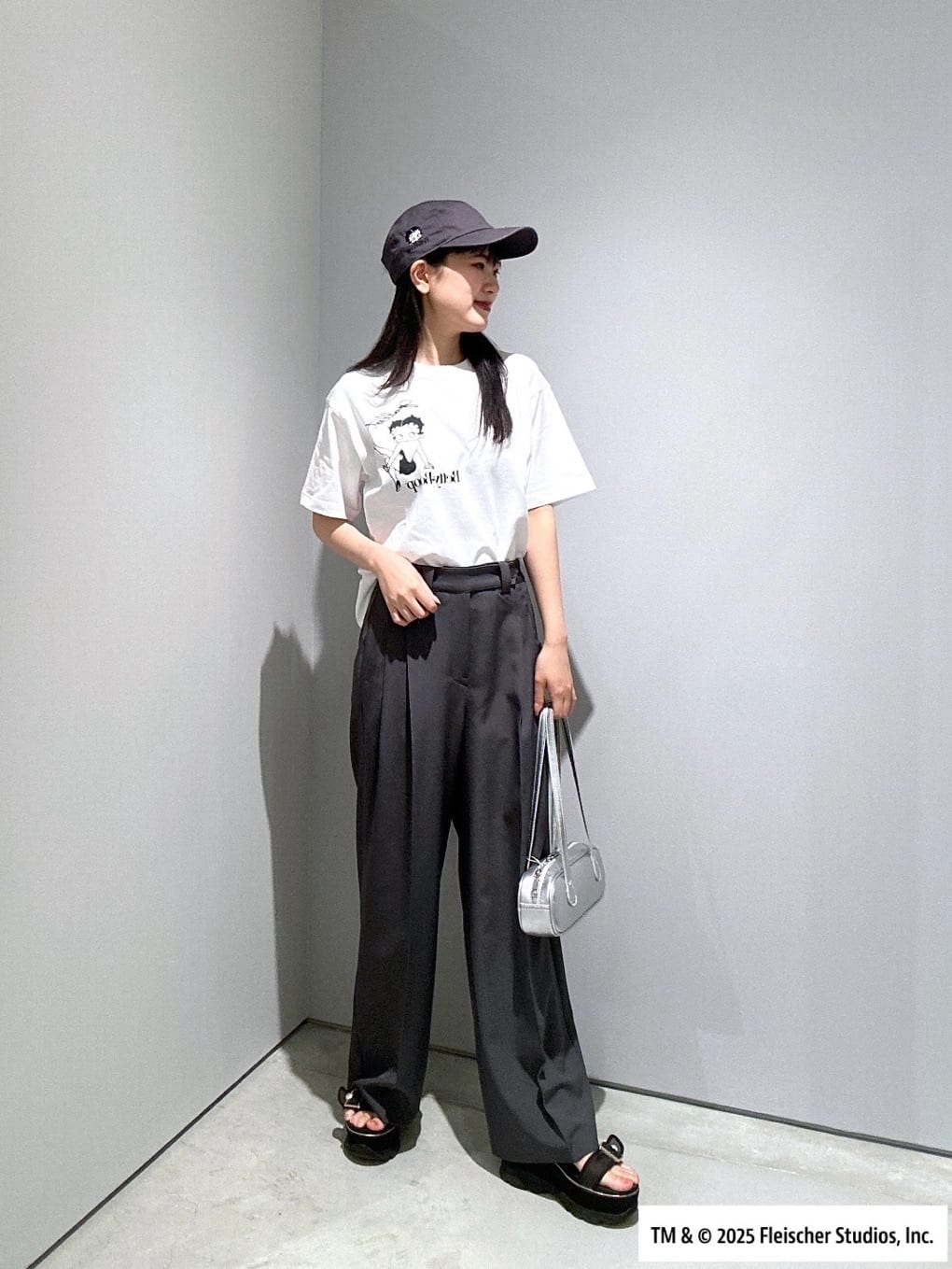 Renoさんの「INDIVI｜【Betty Boop(TM)】サイドプリントTシャツ」を使ったコーディネート