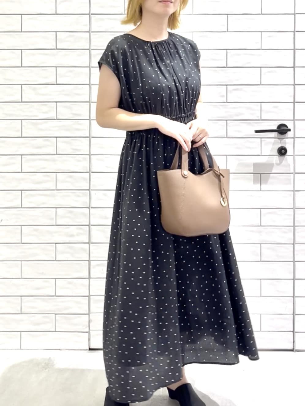しおりさんの「OPAQUE.CLIP｜ドットプリントワンピース【洗濯機洗い可】」を使ったコーディネート
