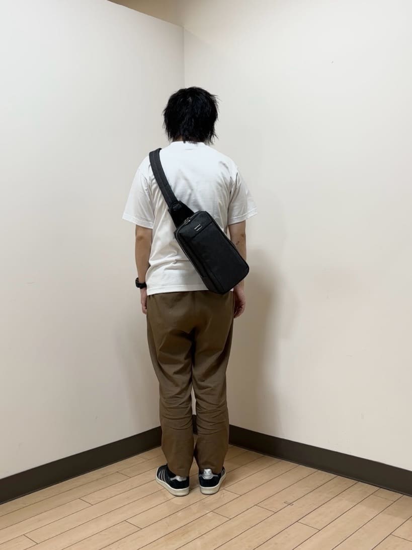 あきやまさんの「TAKEO KIKUCHI｜」を使ったコーディネート