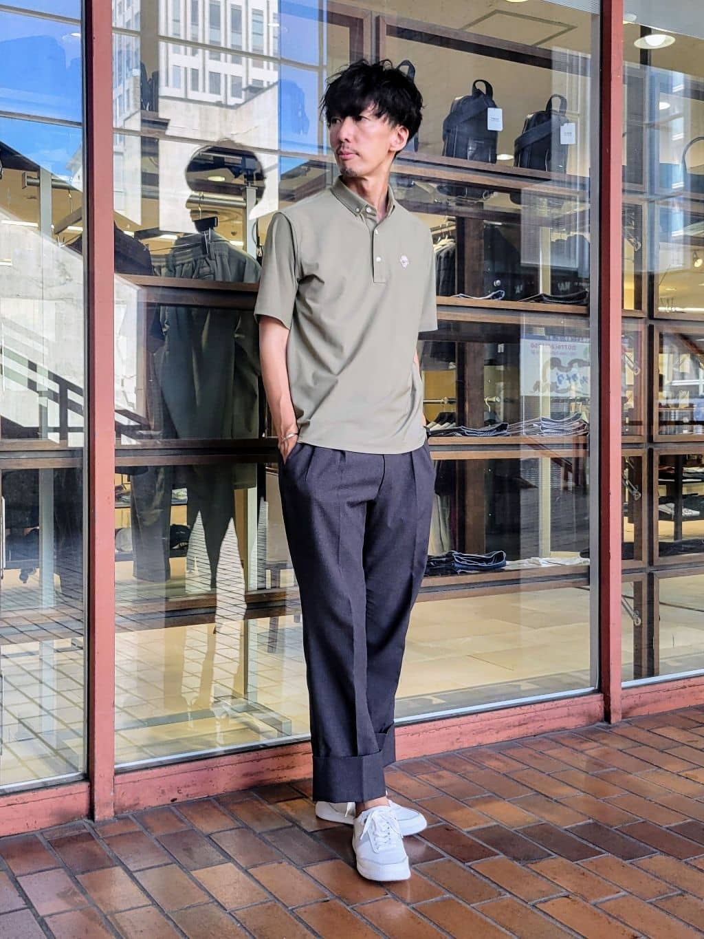 piroyaさんの「TAKEO KIKUCHI｜【COOL CITY WEAR】エアートール ポロシャツ /接触冷感・通気性」を使ったコーディネート