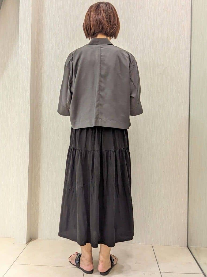 u-macoさんの「UNTITLED｜【前開き/洗える】ショート丈シアーシャツ」を使ったコーディネート