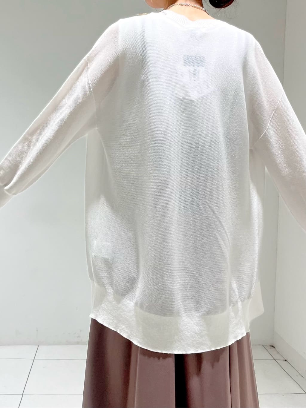 shioriさんの「INDIVI｜【UVケア】エアリージョーゼット キャミワンピース」を使ったコーディネート