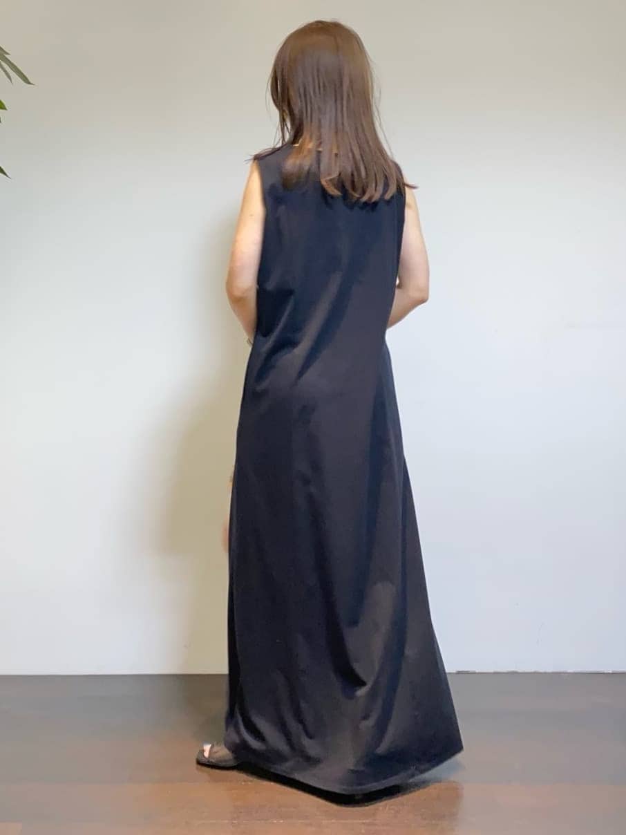 tomoさんの「UNTITLED｜【追加】ライトダブルリングネックレス」を使ったコーディネート