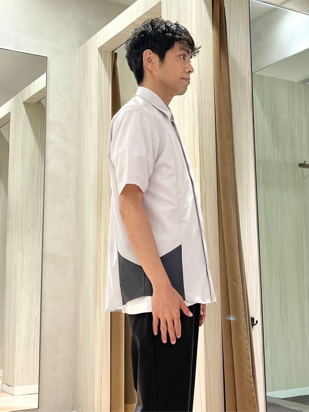 URAさんの「TAKEO KIKUCHI｜【COOL CITY WEAR】エアートール パンツ /接触冷感・通気性」を使ったコーディネート