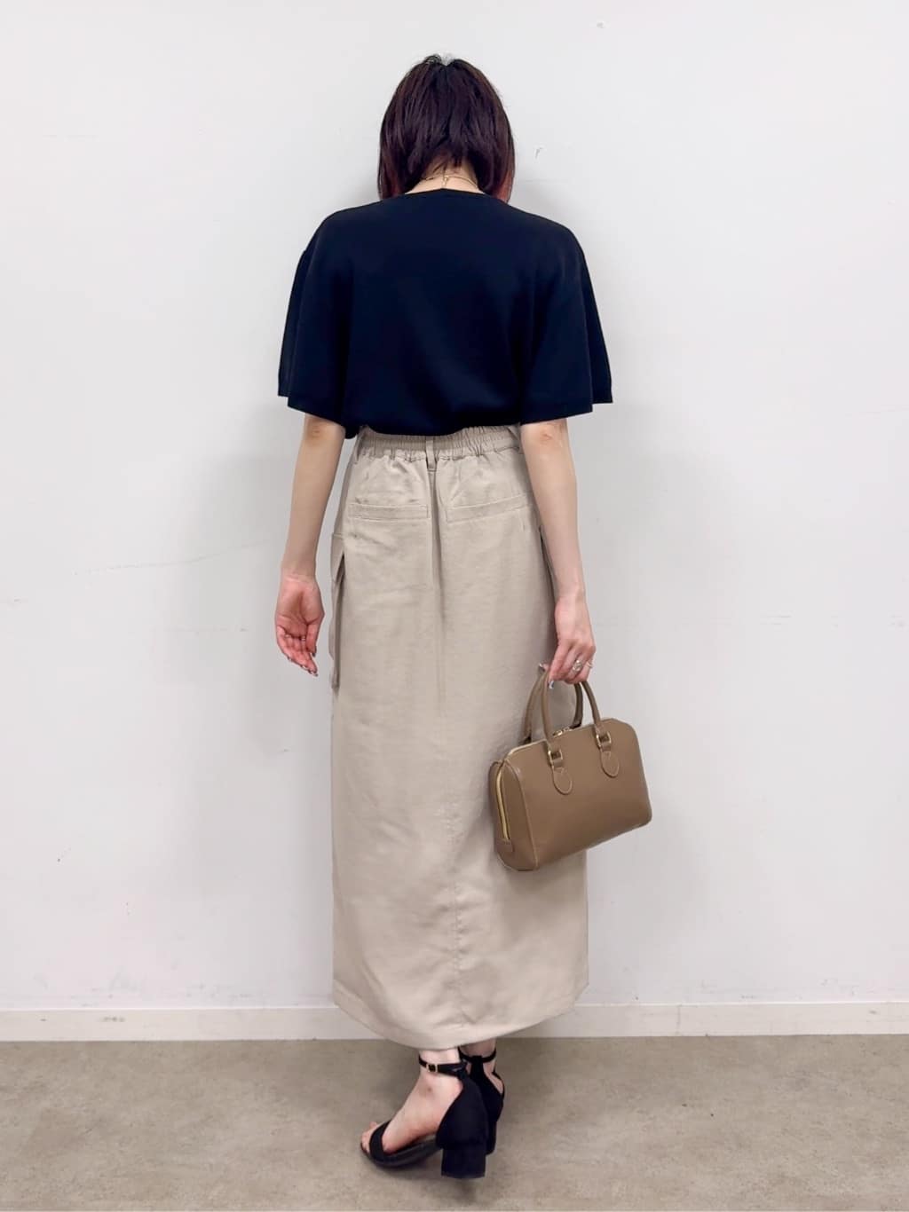 𝐜𝐡𝐢𝐤𝐚さんの「SHOO･LA･RUE｜【S-LL】二の腕はカバーして魅せる フレアスリーブニット」を使ったコーディネート