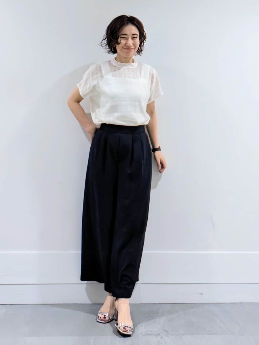 ミズタさんの「UNTITLED｜【シアー】チェックスタンドネックブラウス」を使ったコーディネート