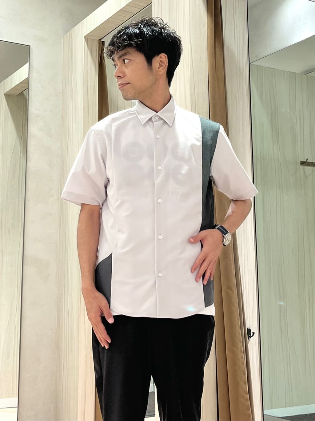 URAさんの「TAKEO KIKUCHI｜【COOL CITY WEAR】エアートール パンツ /接触冷感・通気性」を使ったコーディネート