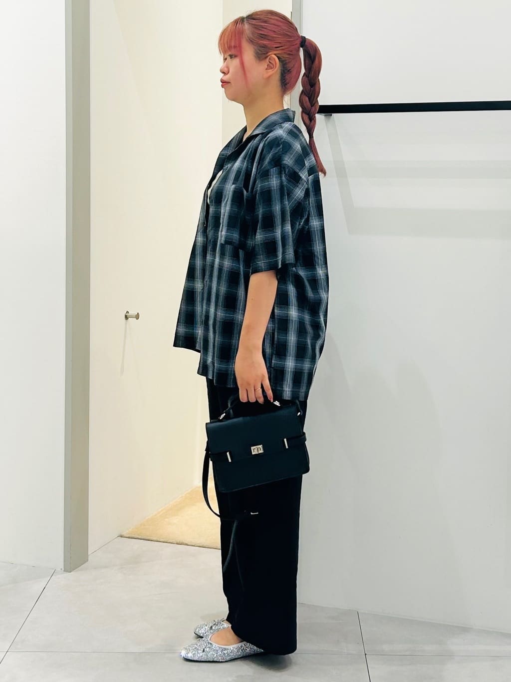 dropさんの「THE SHOP TK｜【ひんやり】前後2WAY スクエアタンクトップ」を使ったコーディネート