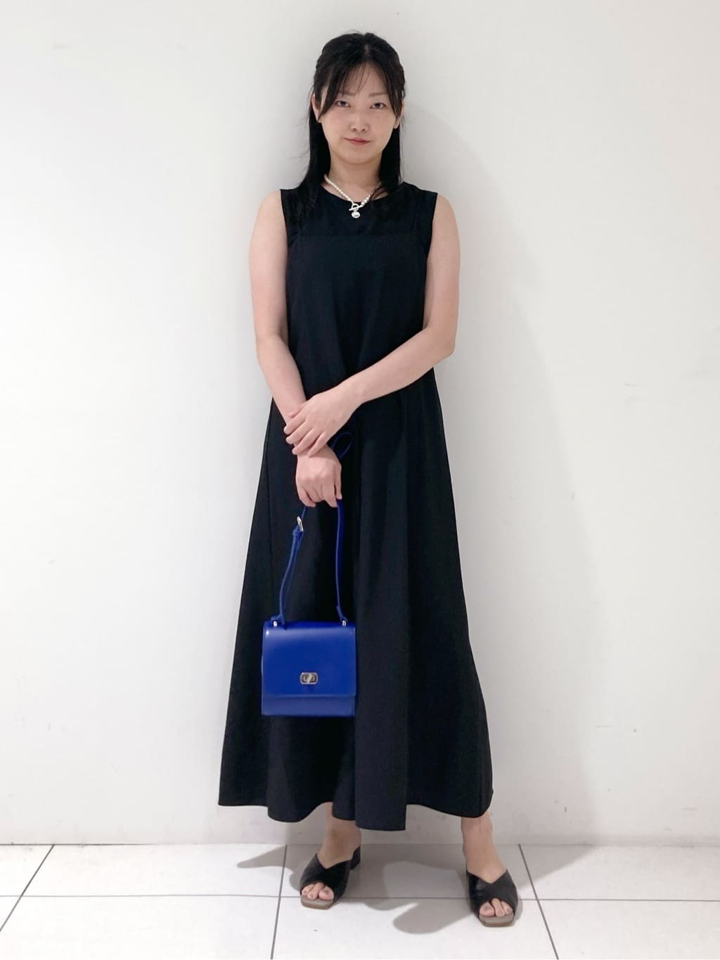 momokoさんの「INDIVI｜【着る日傘／遮熱／UVケア】ダブルジャケット」を使ったコーディネート