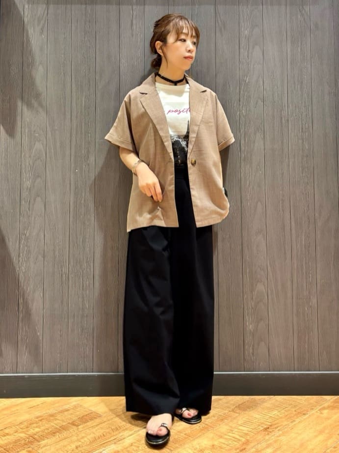 meiさんの「SHOO･LA･RUE｜【S-LL】さらりと着たい大人のための 麻調半袖ジャケット」を使ったコーディネート