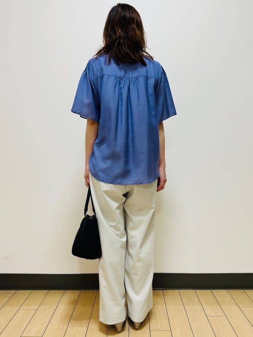 miiiさんの「Reflect｜【選べる5色◎／マシンウォッシュ可】シャーリングデザインブラウス」を使ったコーディネート