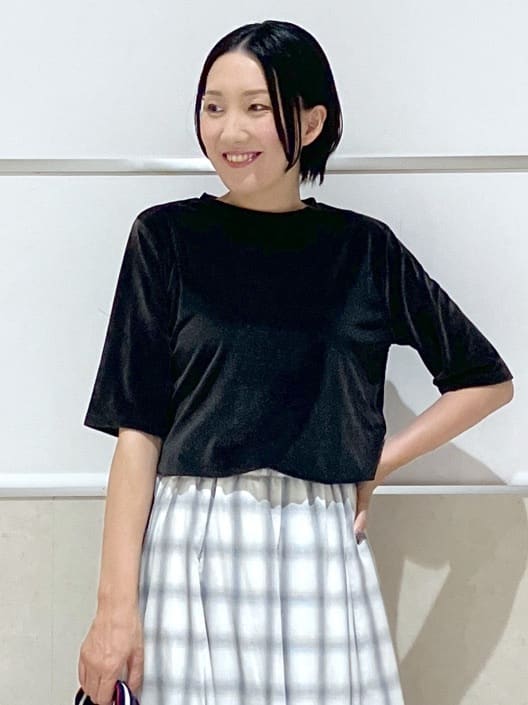 eriko さんの「Dessin｜【洗える】シアーベロアトップス」を使ったコーディネート