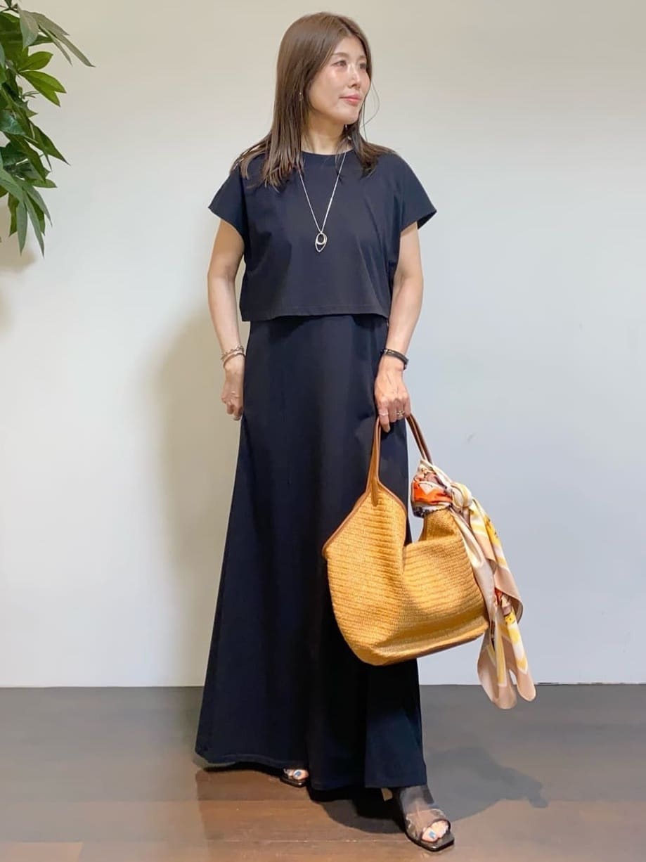 tomoさんの「UNTITLED｜【追加】ライトダブルリングネックレス」を使ったコーディネート