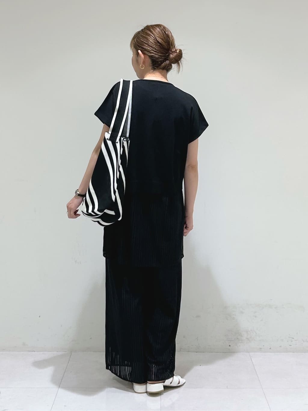 tsuyuさんの「INDIVI｜【洗える／セットアップ可能】ラッセルチュニック」を使ったコーディネート