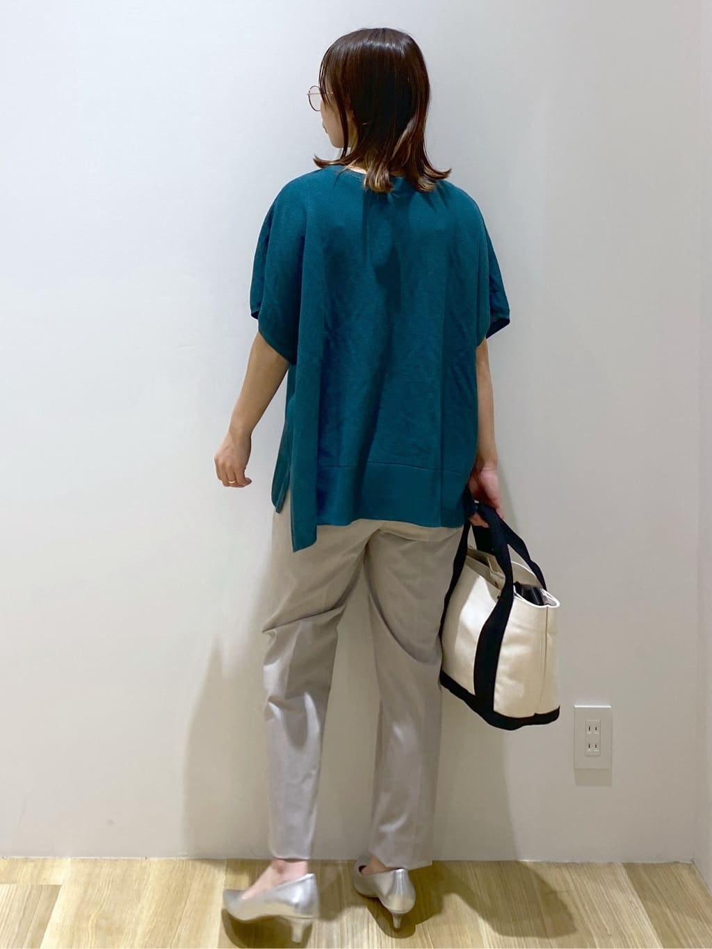 えりさんの「OPAQUE.CLIP｜《5色展開／S-LLサイズ》リラクシーメッシュニット【洗濯機洗い可】」を使ったコーディネート