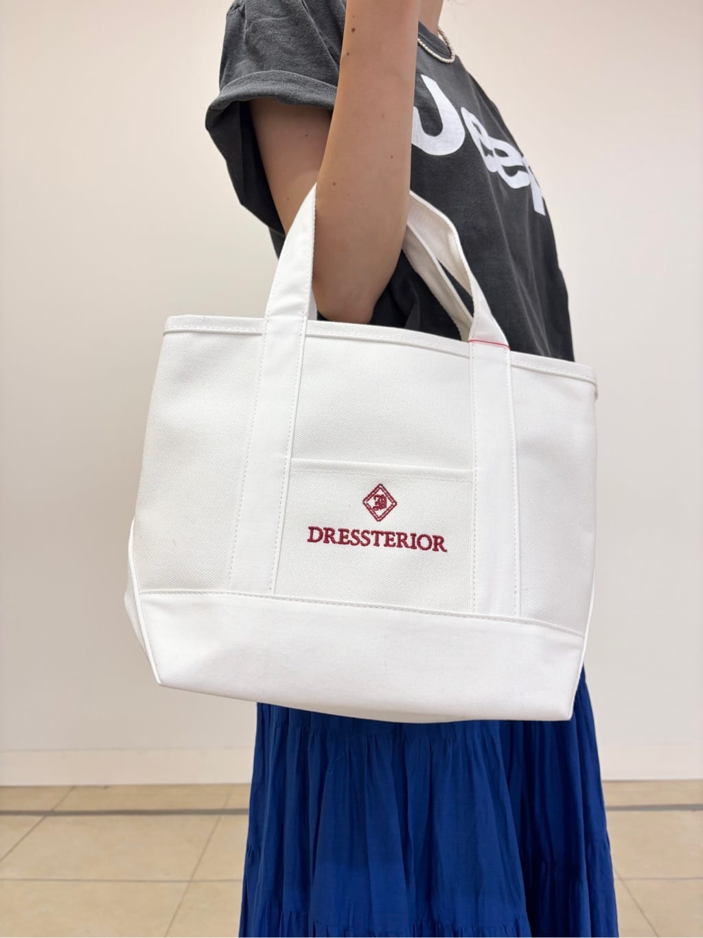 YOKOTAさんの「DRESSTERIOR｜◆洗える/コットンボイルティアードスカート」を使ったコーディネート