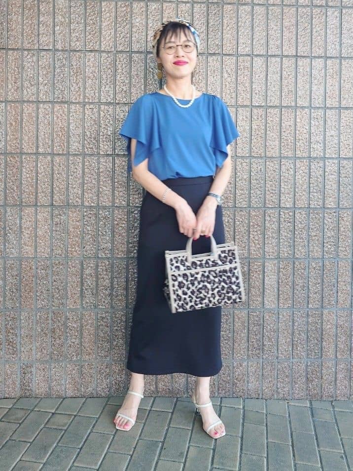MUTSUKOさんの「UNTITLED｜【きれいめ／接触冷感／日本製】ハンカチスリーブプルオーバー」を使ったコーディネート