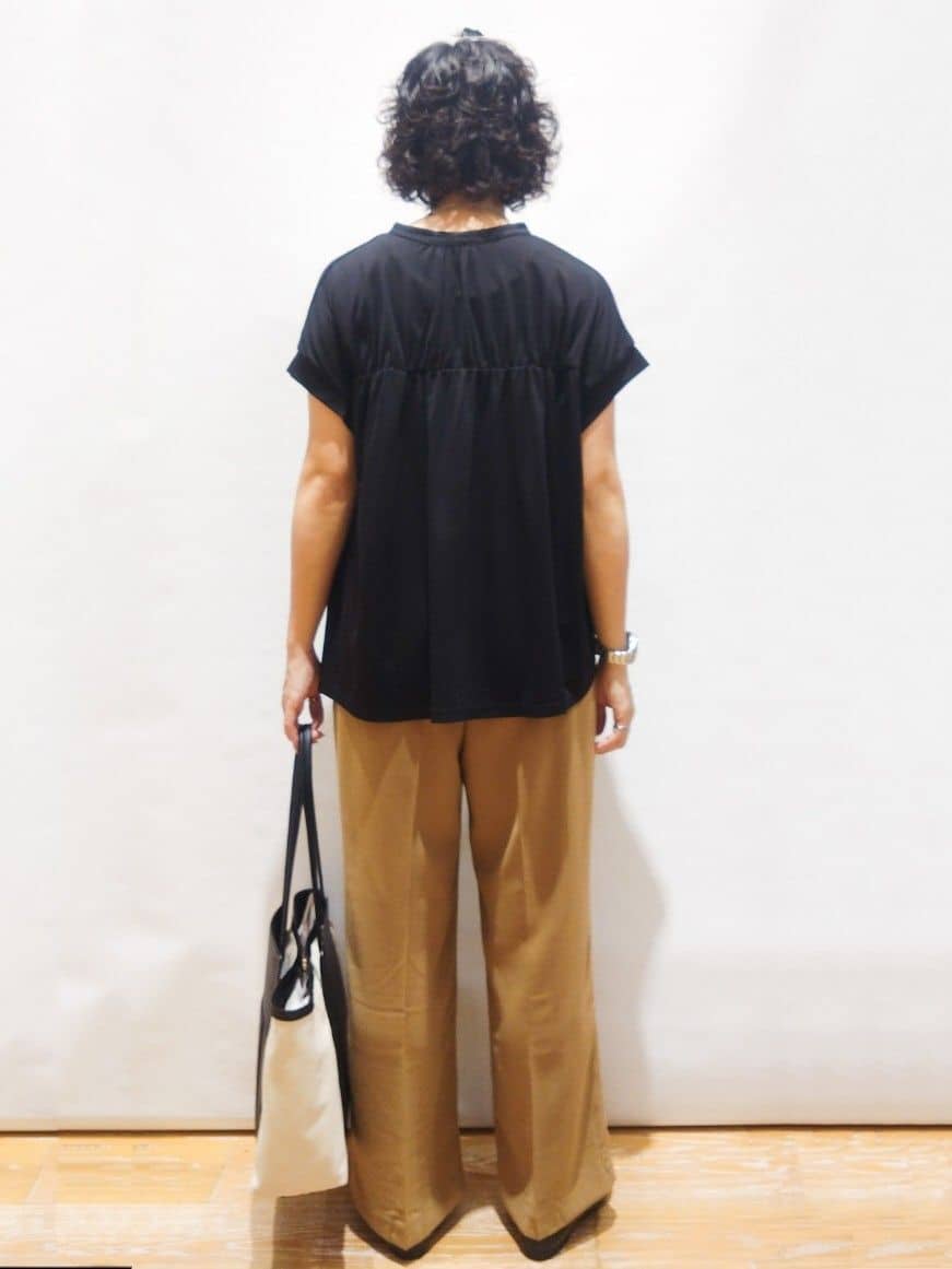 ぽんさんの「OPAQUE.CLIP｜スキッパーフレアカットソー【接触冷感／洗濯機洗い可】」を使ったコーディネート