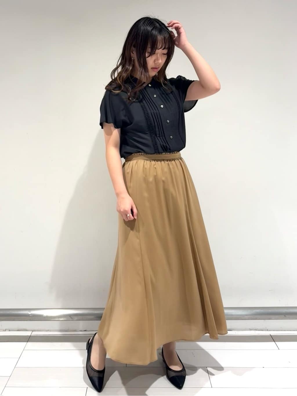 Azusaさんの「Reflect｜◆【選べる7色◎／手洗い可】フロントピンタックデザインブラウス」を使ったコーディネート