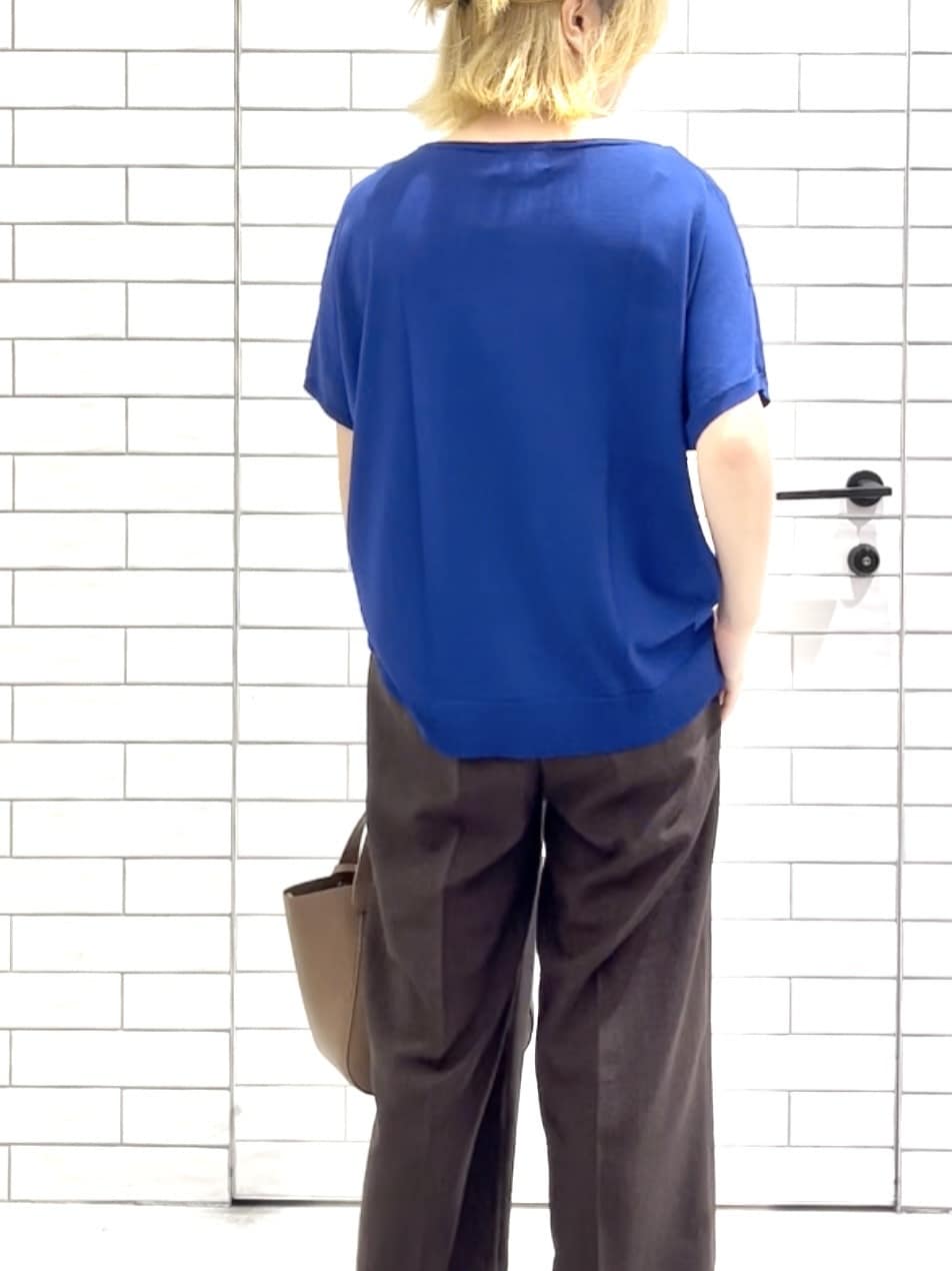 しおりさんの「OPAQUE.CLIP｜《6色展開／S-LLサイズ》ドルマンスリーブニット【UV／接触冷感／洗濯機洗い可／抗ピル】」を使ったコーディネート