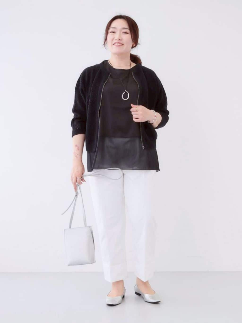 kaoさんの「INDIVI｜【洗える】裾シアー半袖トップス」を使ったコーディネート